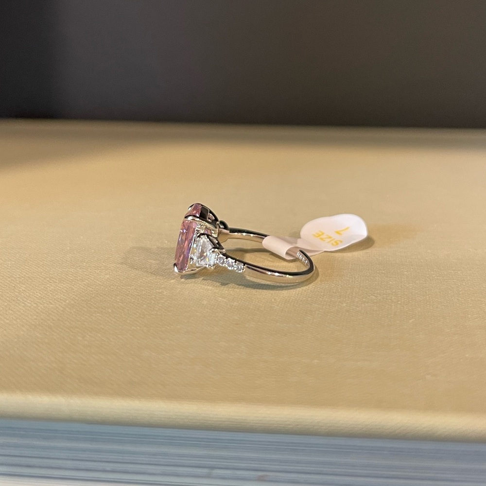 Pink Bomb Party Ring - Picture 4 of 6